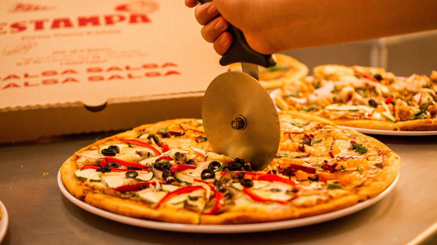 Estampa · Pizzas, pasta y más: marca y redes